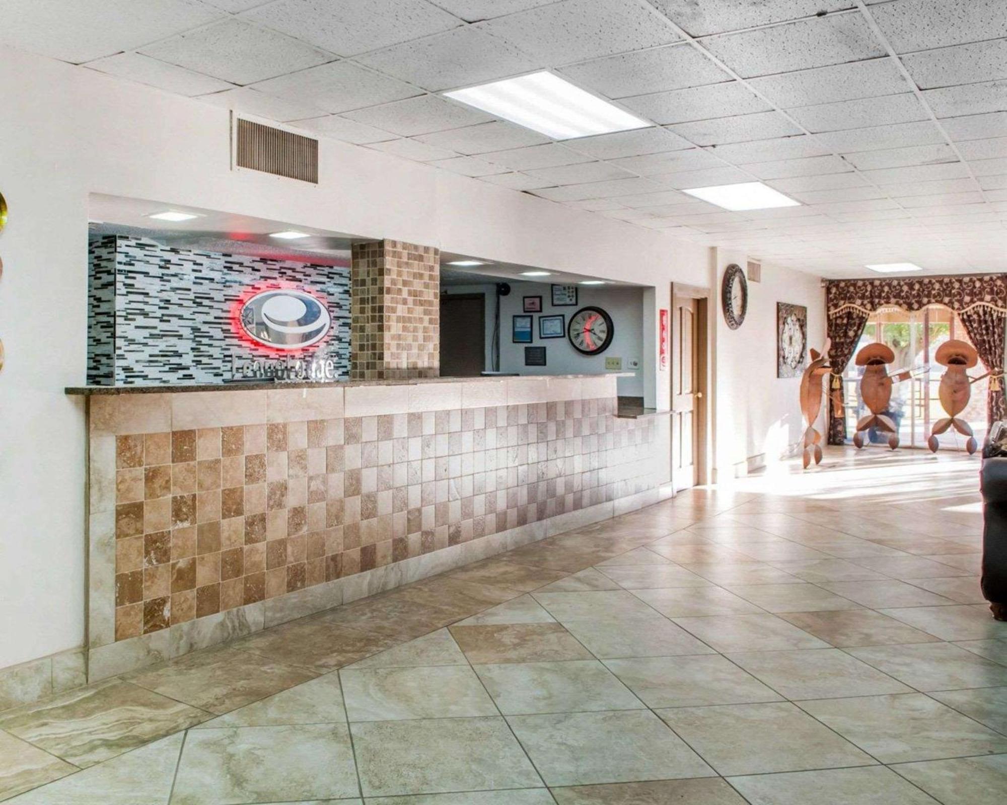 Econo Lodge Carlsbad Exterior foto