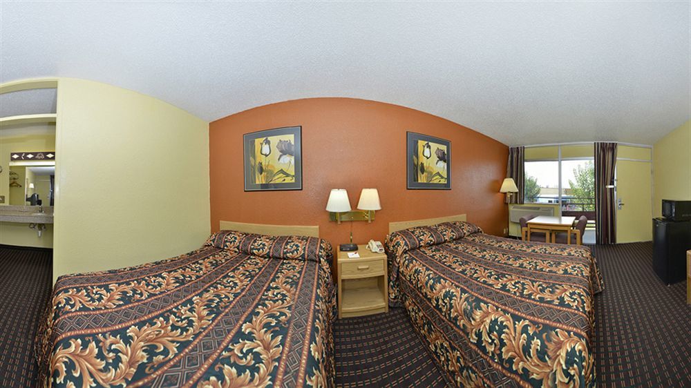Econo Lodge Carlsbad Exterior foto